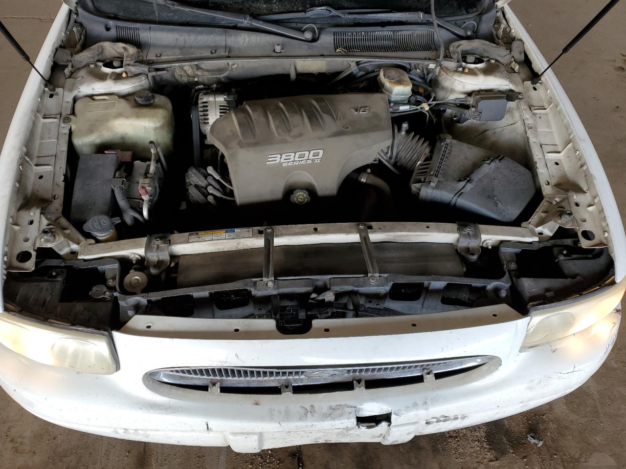 2000 Buick LeSabre VIN 1G4HR54K5YU293752 Copart auction photo, rear end damage thumbnail 12