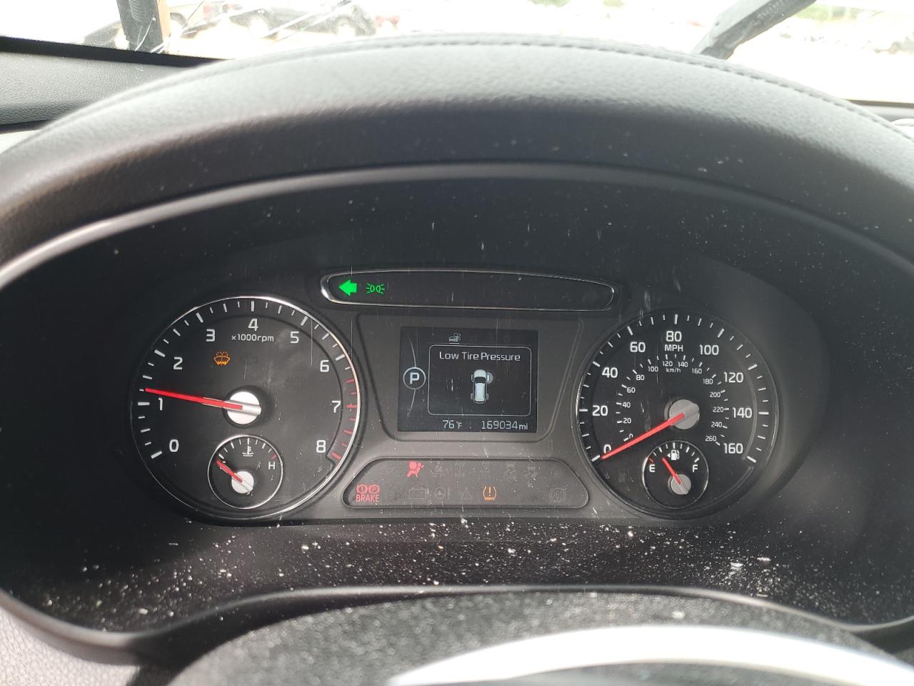 2016 KIA Sorento VIN 5XYPH4A19GG145094 Copart auction photo, rollover damage thumbnail 9