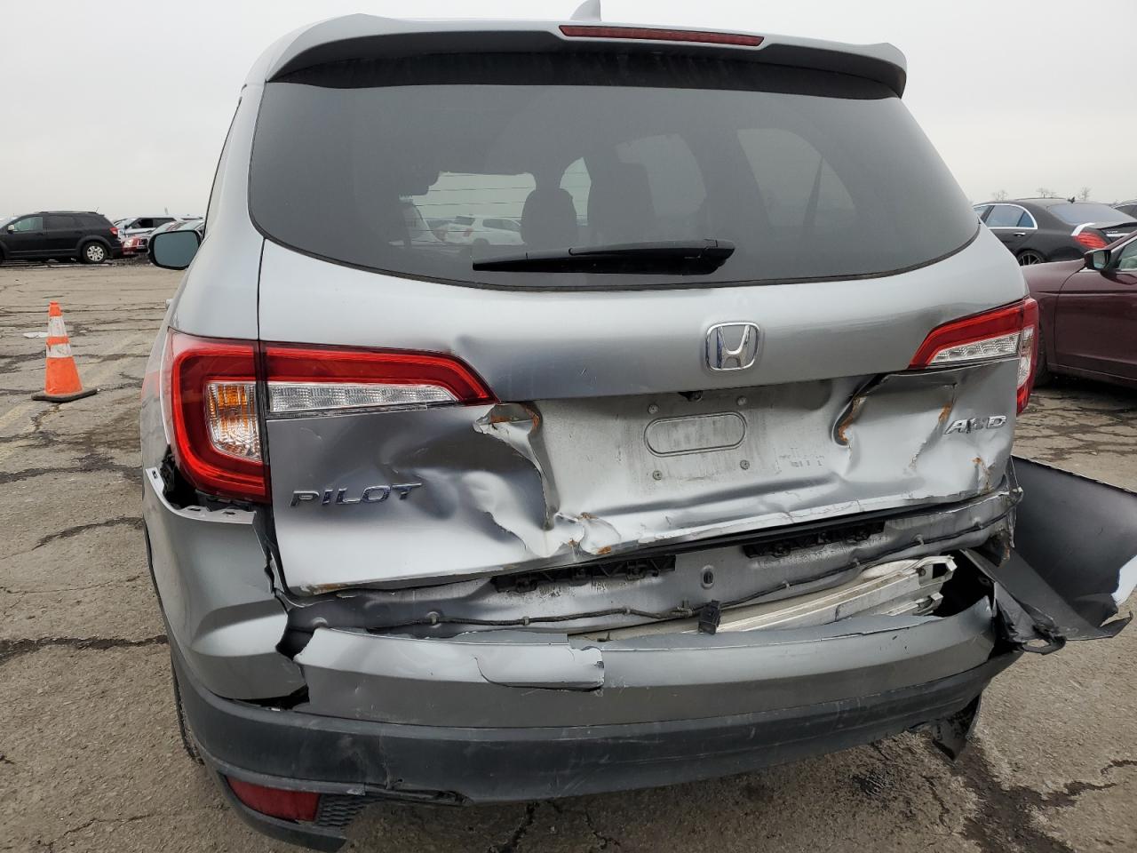 2020 Honda Pilot VIN 5FNYF6H56LB026385 Copart auction photo, front end / rear end damage thumbnail 6