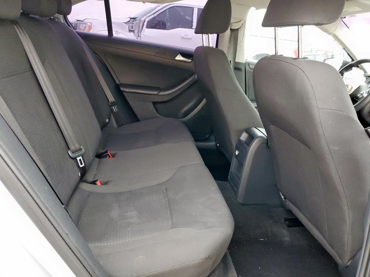 2015 Volkswagen Jetta VIN 3VW2K7AJ9FM268129 Copart auction photo, front end damage thumbnail 10
