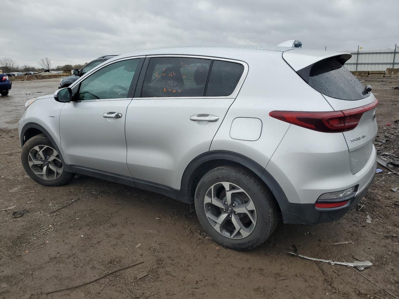 2020 KIA Sportage VIN KNDPMCAC3L7827872 Copart auction photo, vandalism damage thumbnail 2