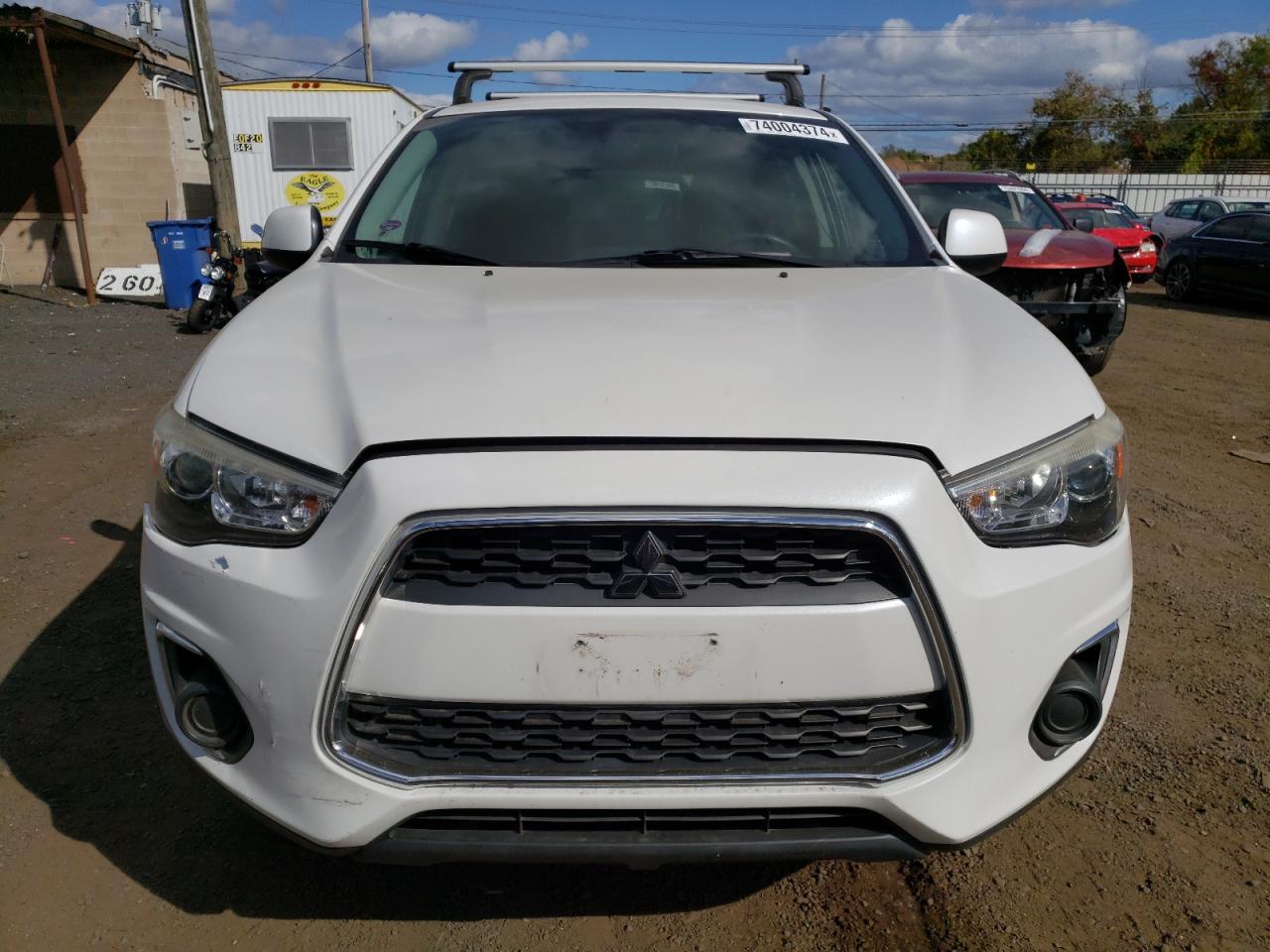 2014 Mitsubishi Outlander VIN 4A4AR3AU0EE029594 Copart auction photo, side / rear end damage thumbnail 5