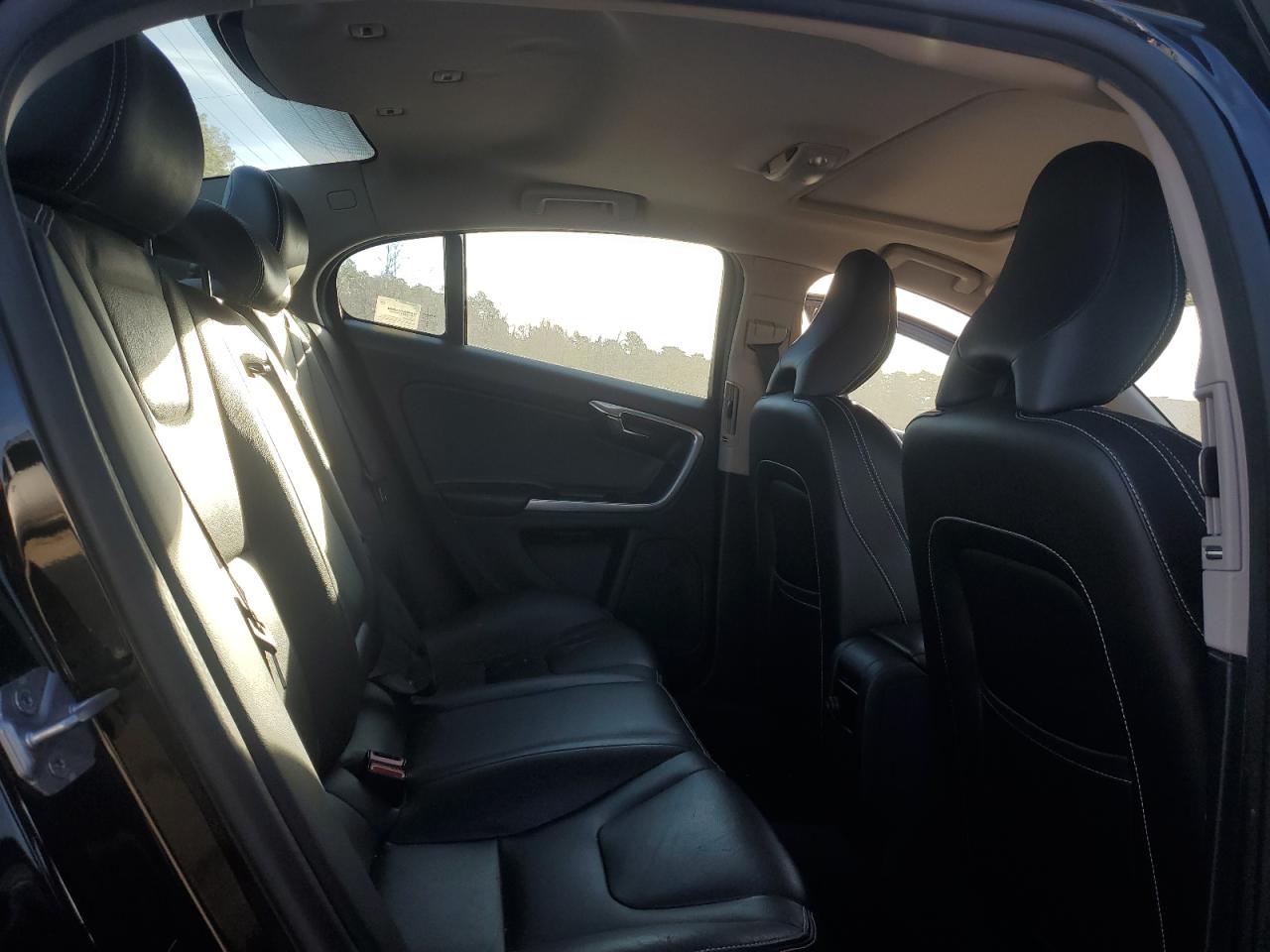 2017 Volvo S60 VIN YV126MFL1H2438472 Copart auction photo, front end damage thumbnail 11