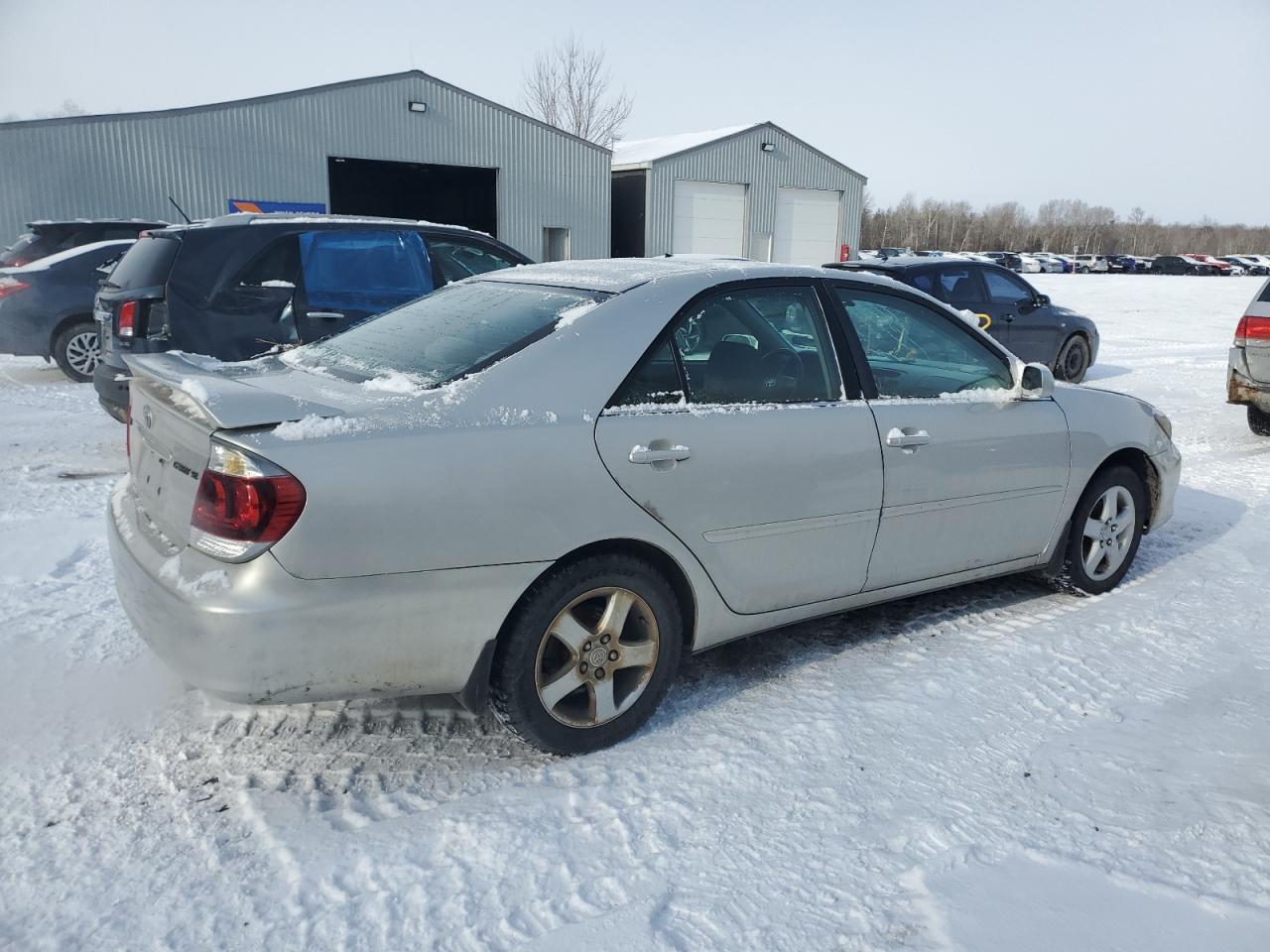 2005 Toyota Camry VIN 4T1BE32K45U508493 Copart auction photo, front end / minor dent/scratches damage thumbnail 3