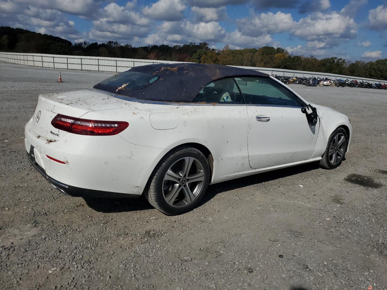 2019 Mercedes-Benz E-klasse VIN WDD1K6JB8KF084513 Copart auction photo, front end / minor dent/scratches damage thumbnail 3