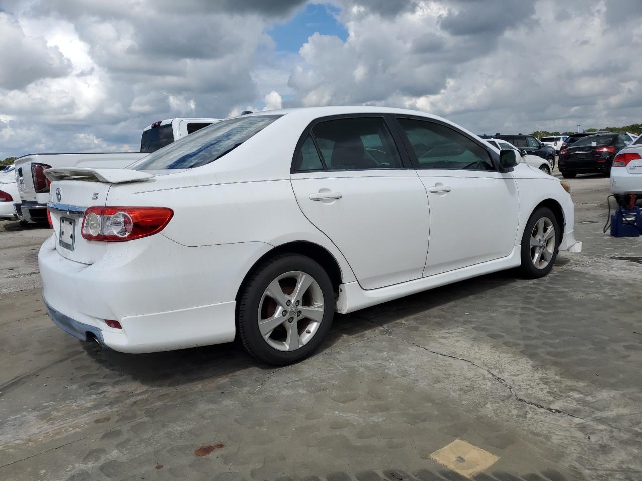 2011 Toyota Corolla VIN 2T1BU4EE2BC543450 Copart auction photo, water/flood damage thumbnail 3