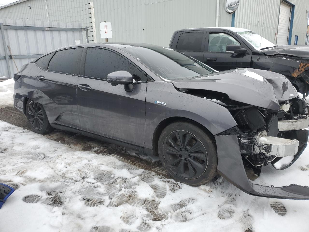 2018 Honda Clarity VIN JHMZC5F10JC800274 Copart auction photo, front end / undercarriage damage thumbnail 4