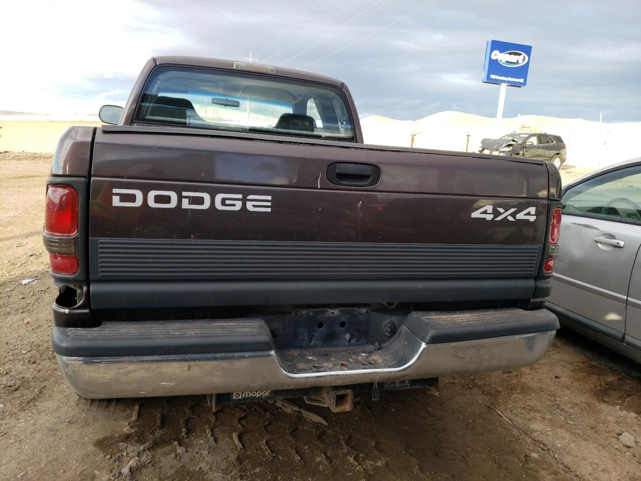 1998 Dodge RAM VIN 3B7HF13Z2WG201369 Copart auction photo, front end damage thumbnail 6