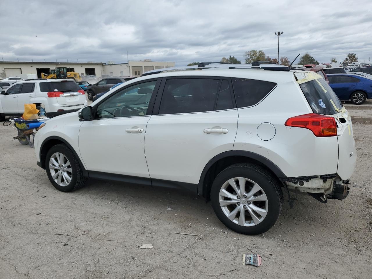 2014 Toyota RAV 4 VIN JTMDFREV1ED075508 Copart auction photo, rear end / minor dent/scratches damage thumbnail 2