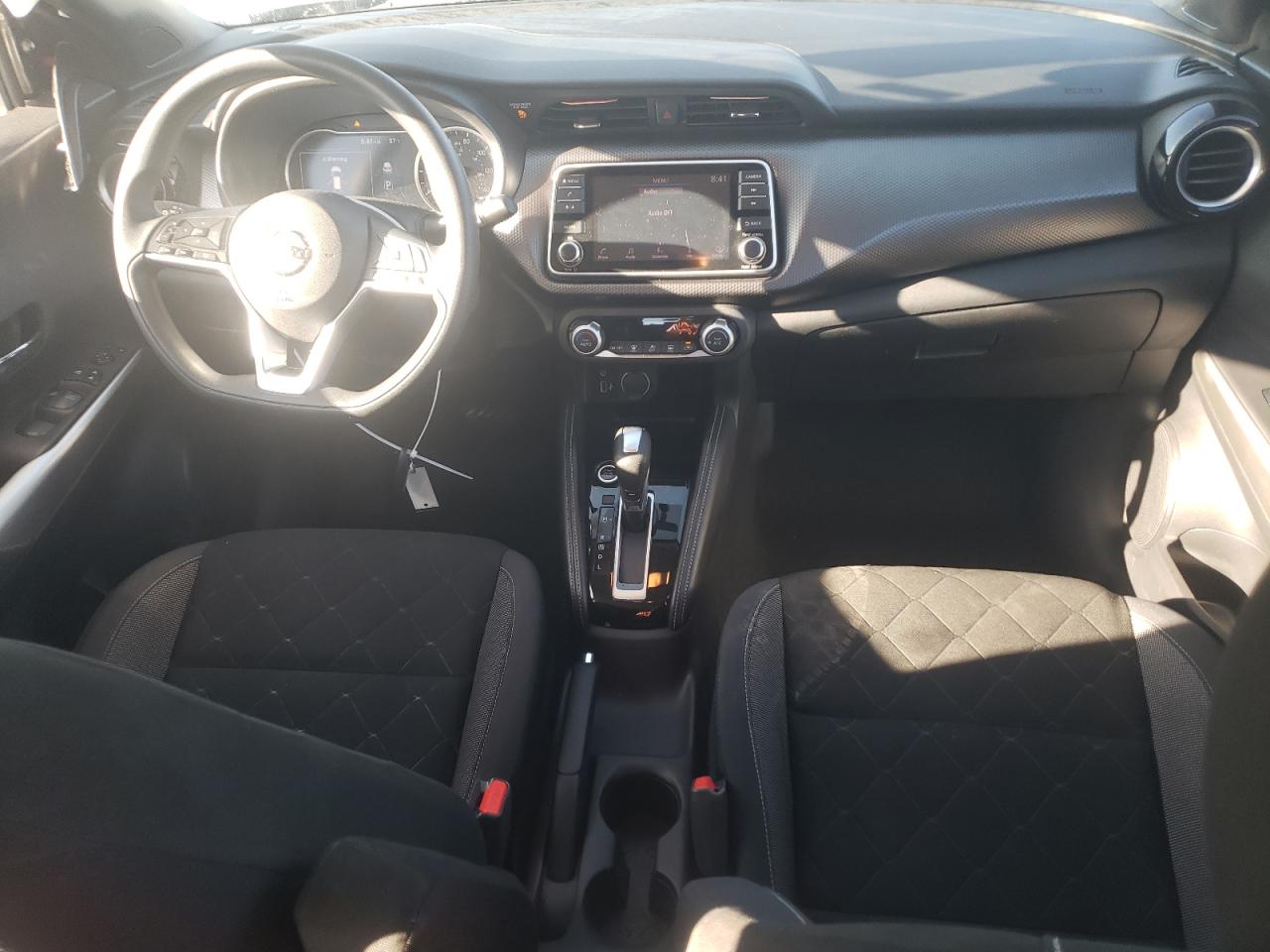2019 Nissan Kicks VIN 3N1CP5CU2KL539295 Copart auction photo, side / front end damage thumbnail 8