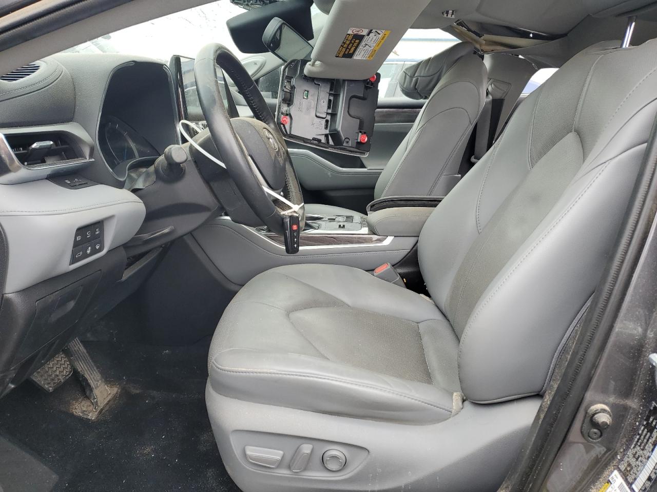 2021 Toyota Highlander VIN 5TDDBRCH8MS524033 Copart auction photo, water/flood / all over damage thumbnail 7