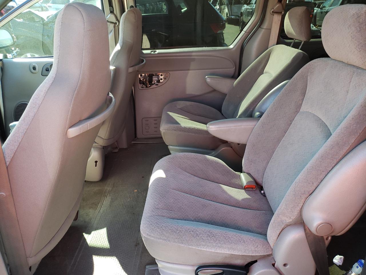 2003 Chrysler Town & Country VIN 2C4GP24383R244967 Copart auction photo, side / minor dent/scratches damage thumbnail 11