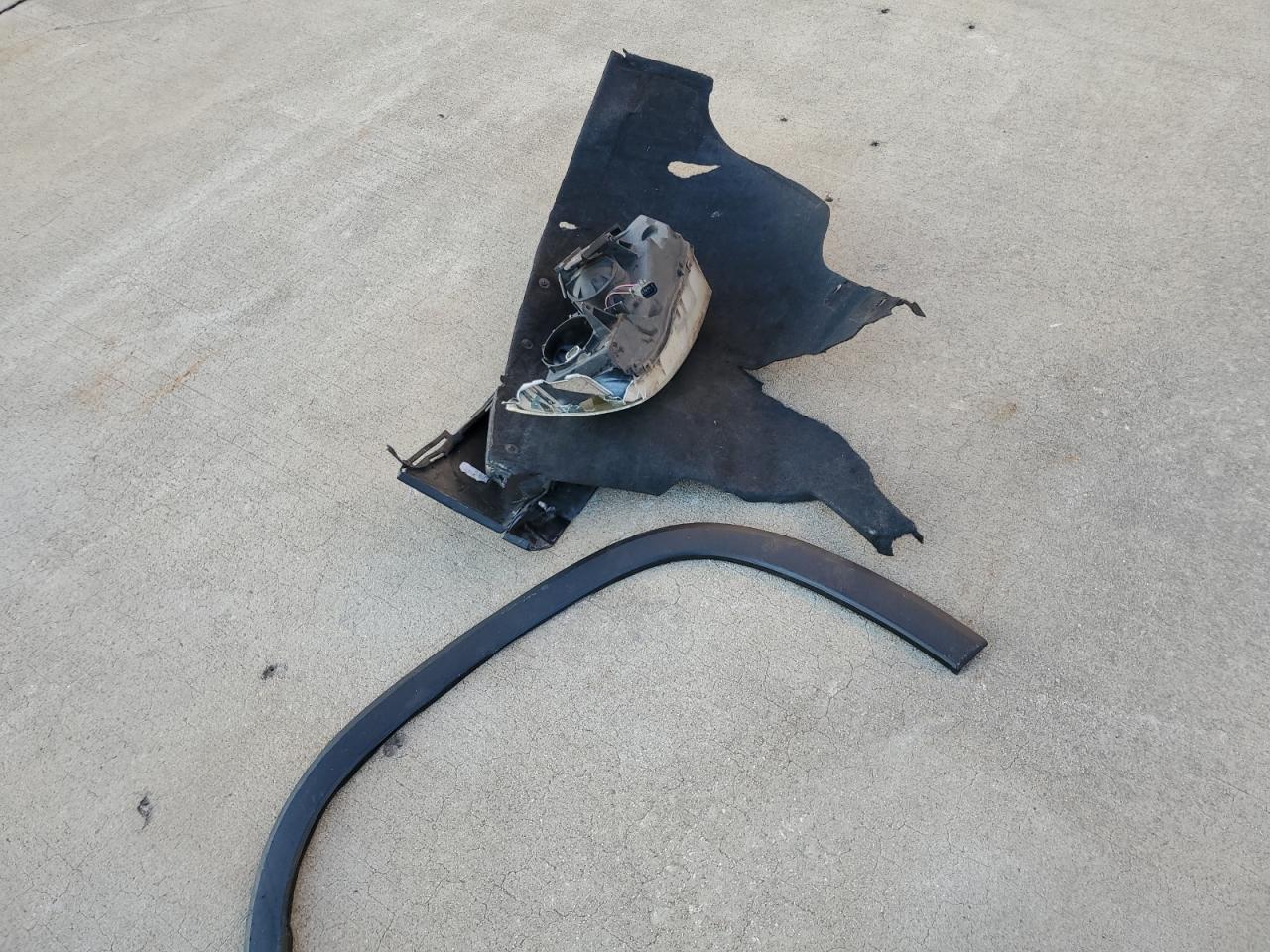 2021 Chevrolet Traverse VIN 1GNERGKW5MJ241565 Copart auction photo, front end damage thumbnail 14