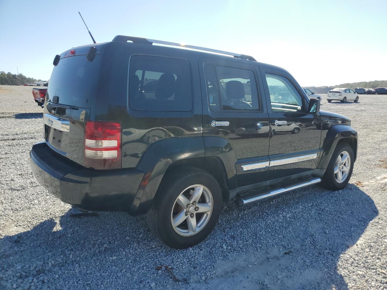 2011 Jeep Liberty (North America) VIN 1J4PN5GK3BW524239 Copart auction photo, mechanical damage thumbnail 3