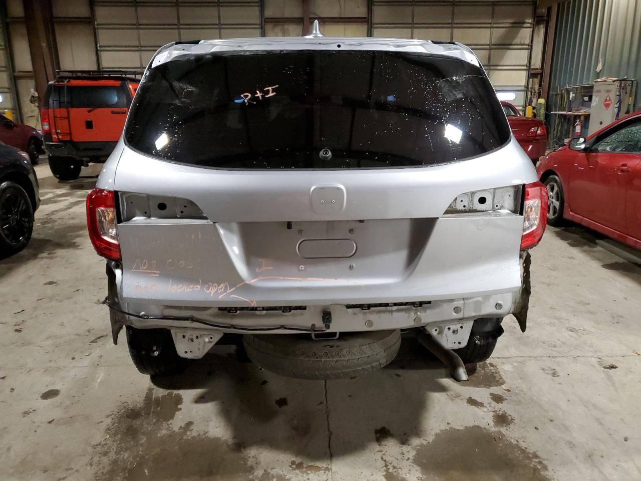 2019 Honda Pilot VIN 5FNYF6H12KB049139 Copart auction photo, rear end / minor dent/scratches damage thumbnail 6