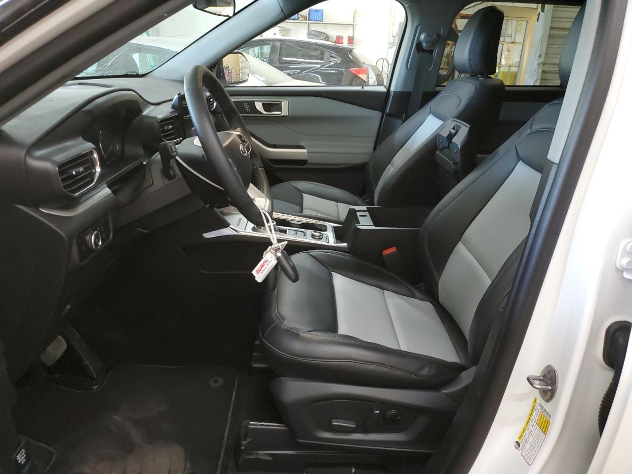 2023 Ford Explorer VIN 1FMSK8DH3PGB91167 Copart auction photo, front end damage thumbnail 7