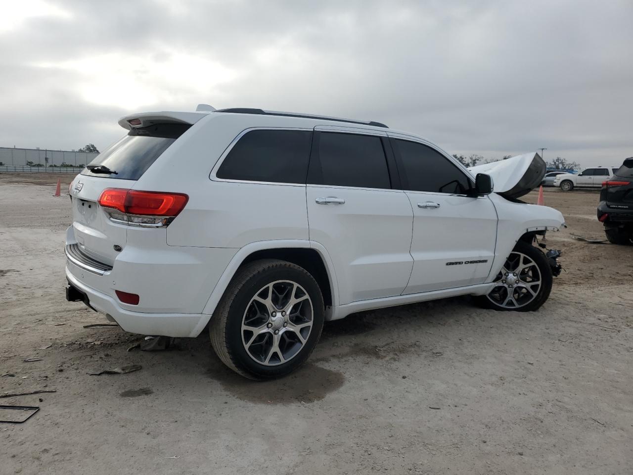2019 Jeep Grand Cherokee VIN 1C4RJFCG8KC619852 Copart auction photo, front end damage thumbnail 3