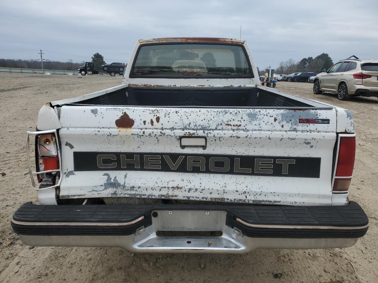 1992 Chevrolet S-10 Pickup VIN 1GCCS14Z3N8129901 Copart auction photo, minor dent/scratches damage thumbnail 6