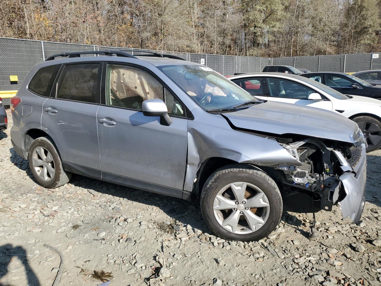 2016 Subaru Forester VIN JF2SJAFC3GH559939 Copart auction photo, front end damage thumbnail 4