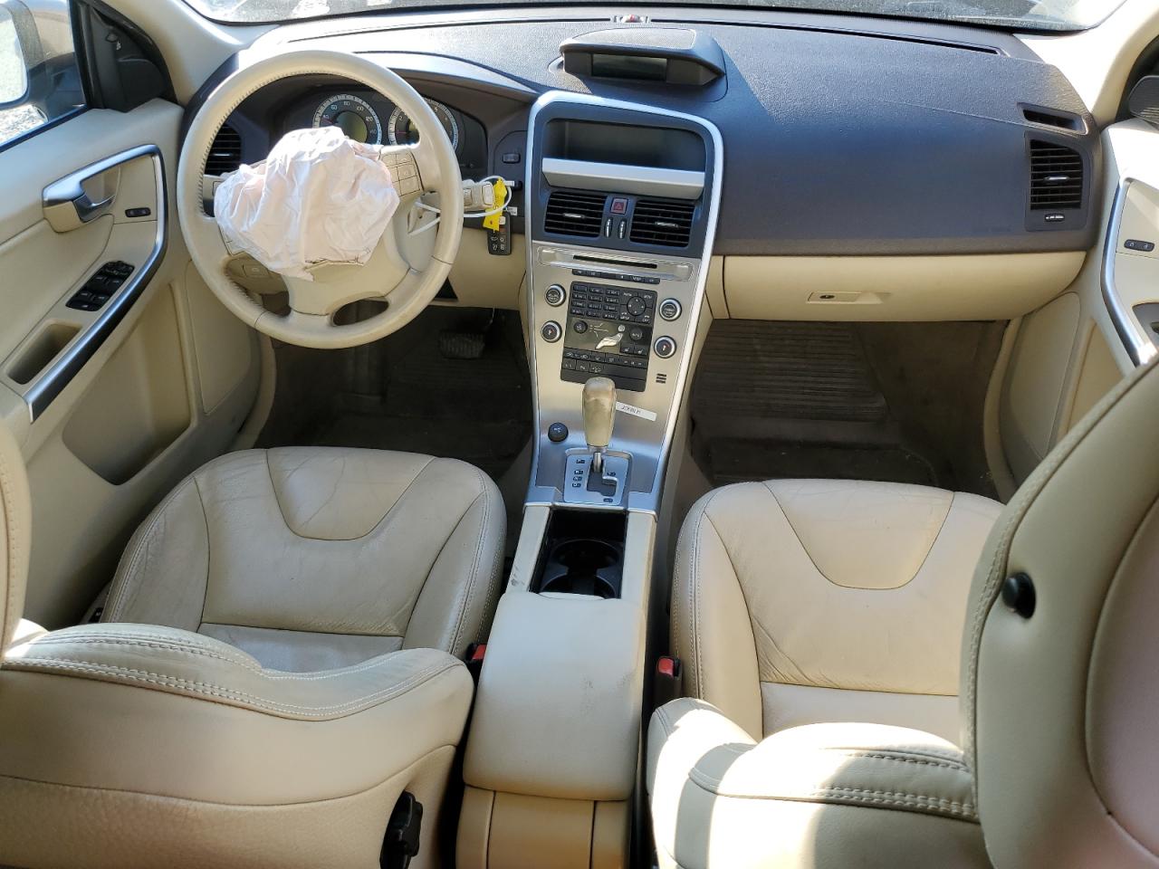 2010 Volvo XC60 VIN YV4992DZ0A2123155 Copart auction photo, front end damage thumbnail 8