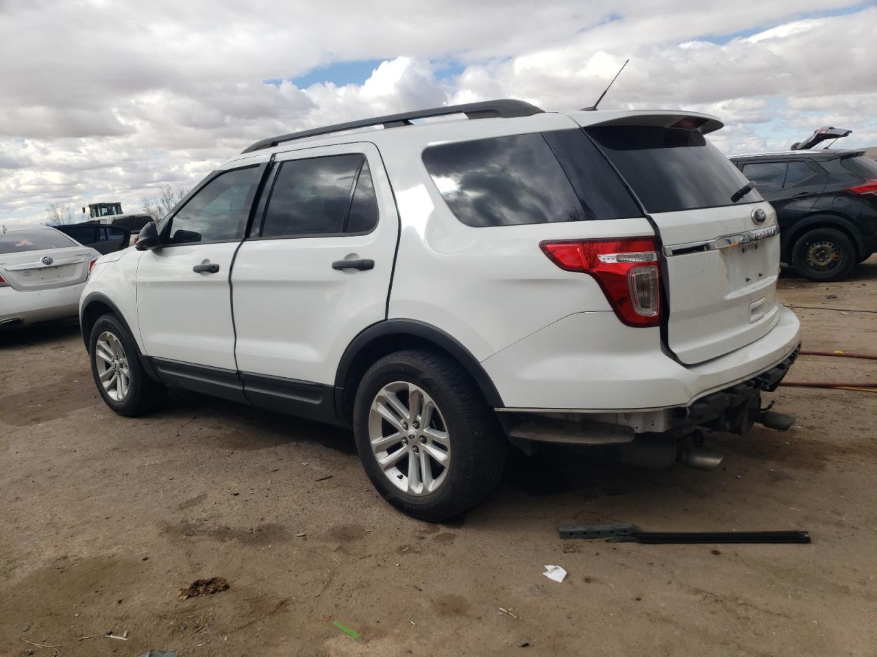 2015 Ford Explorer VIN 1FM5K7B8XFGC24870 Copart auction photo, side / rear end damage thumbnail 2