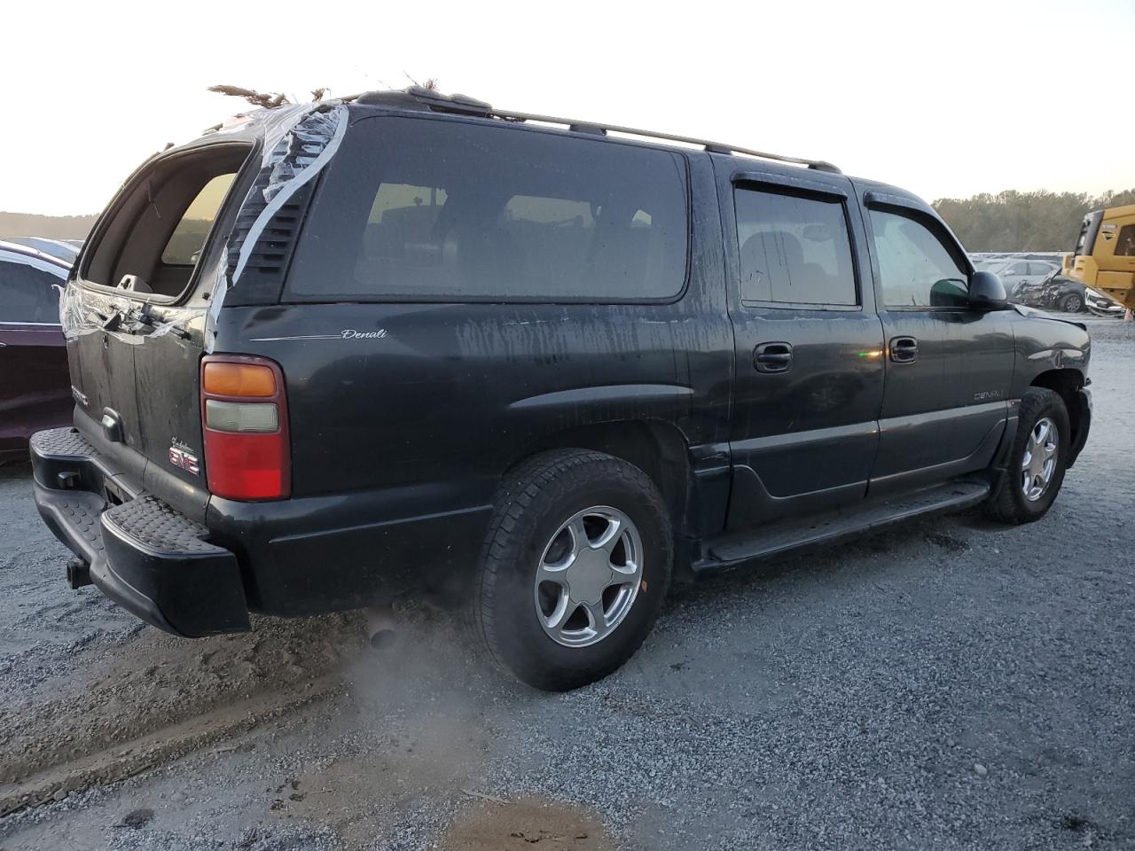 2003 GMC Yukon VIN 1GKFK66U53J281488 Copart auction photo, water/flood damage thumbnail 3