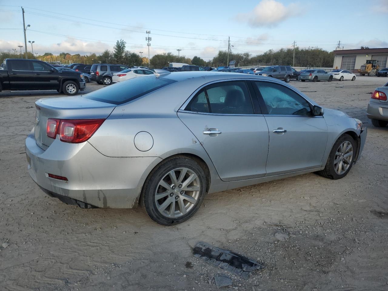 2016 Chevrolet Malibu VIN 1G11E5SA6GF149358 Copart auction photo, front end / minor dent/scratches damage thumbnail 3