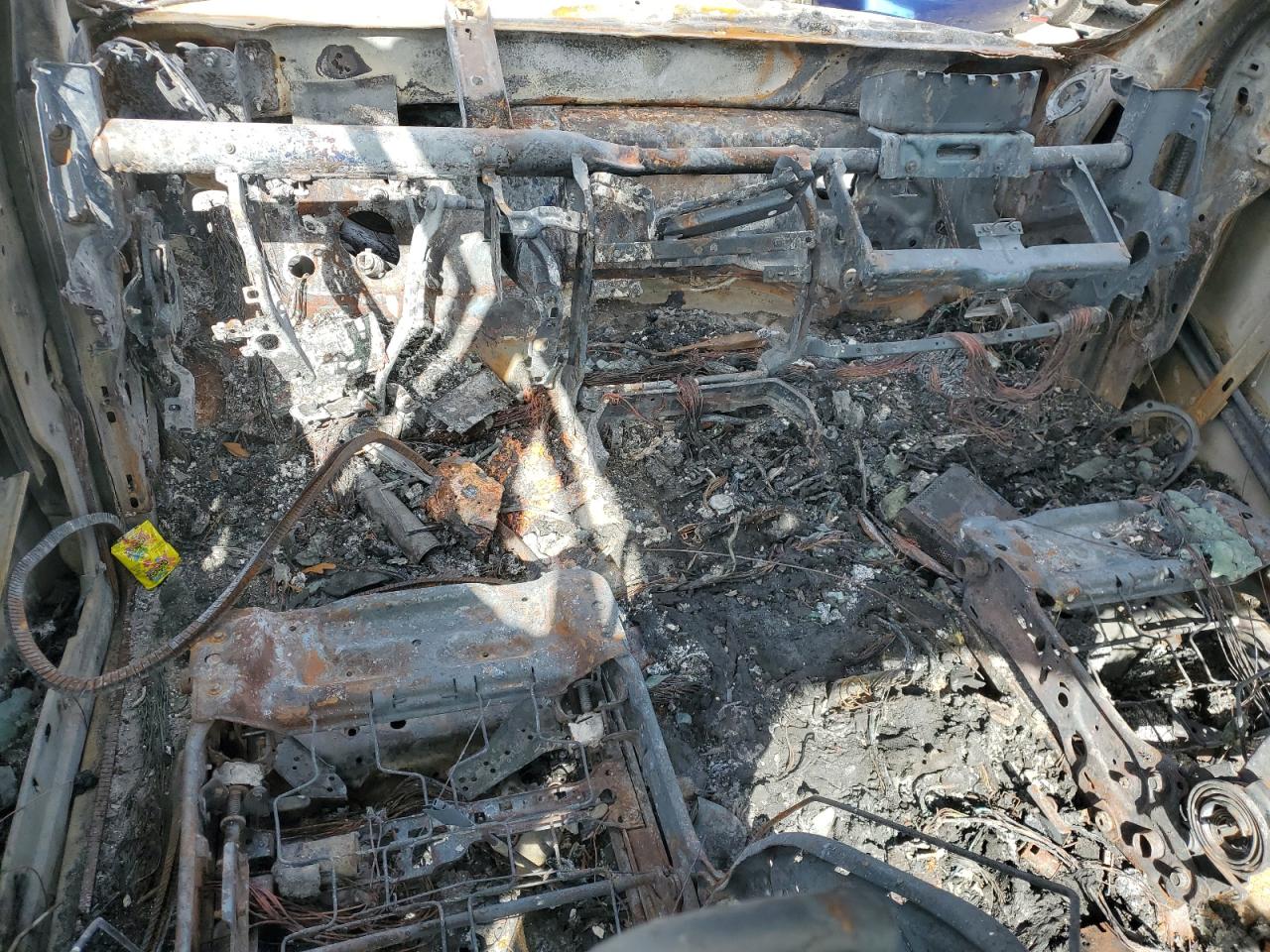 2013 RAM 1500 VIN 1C6RR7LT1DS696574 Copart auction photo, burn damage thumbnail 8