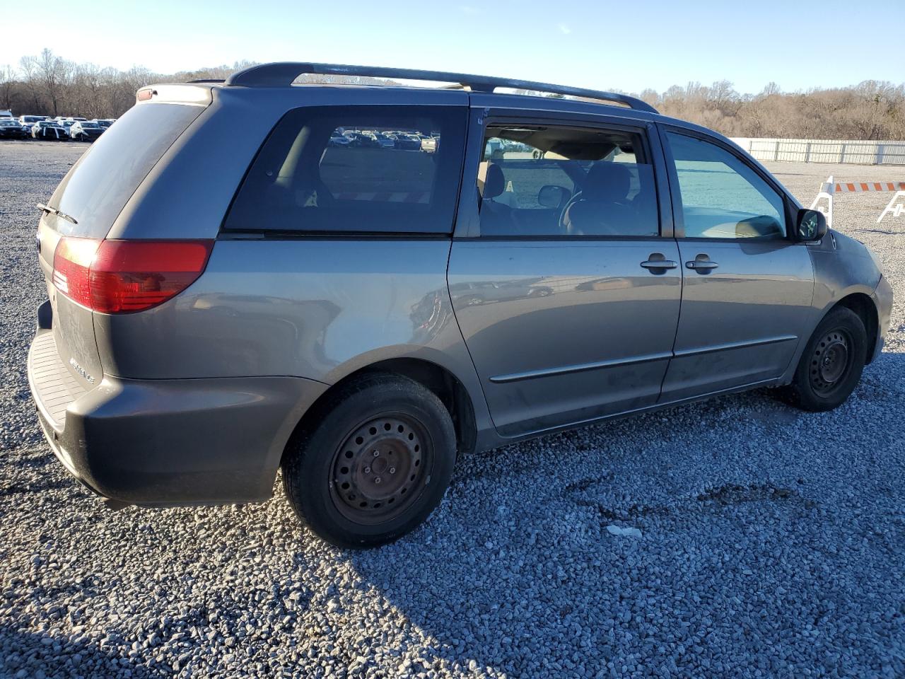2005 Toyota Sienna VIN 5TDZA23C45S336728 Copart auction photo, front end damage thumbnail 3