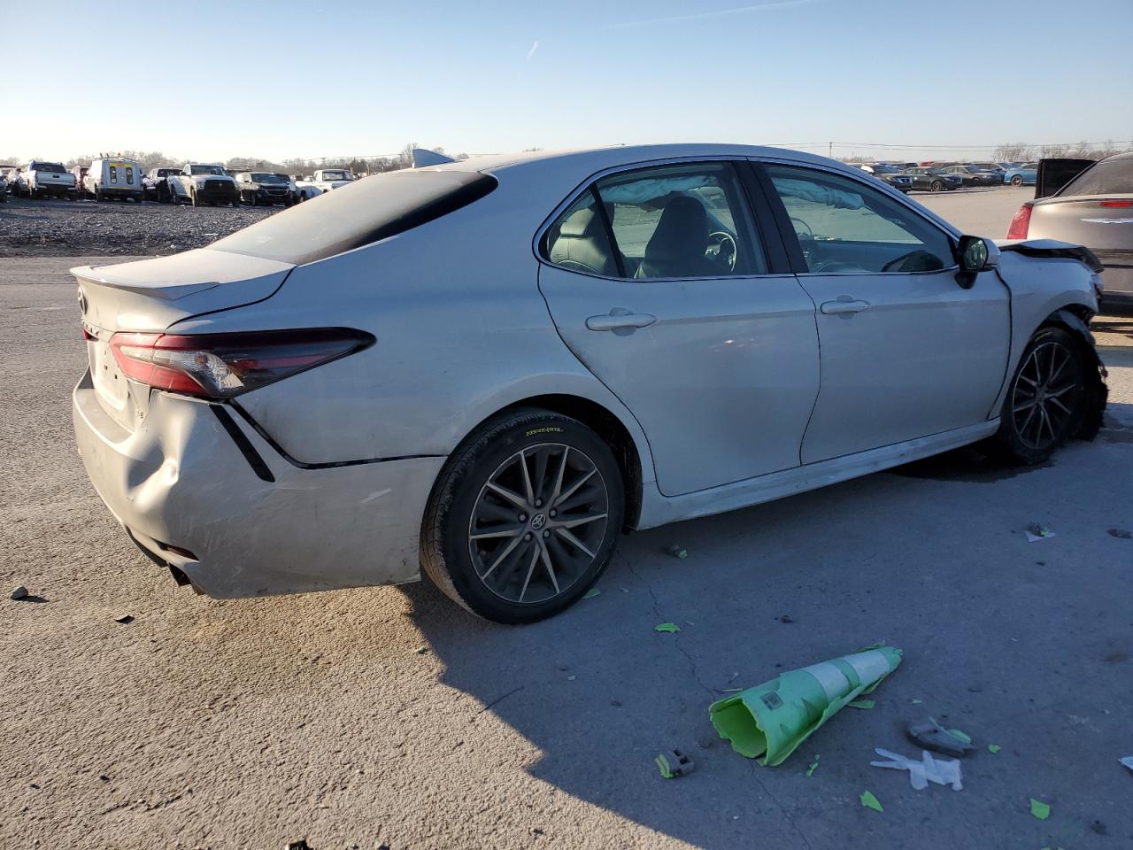 2022 Toyota Camry VIN 4T1G11AK0NU042214 Copart auction photo, front end / rear end damage thumbnail 3