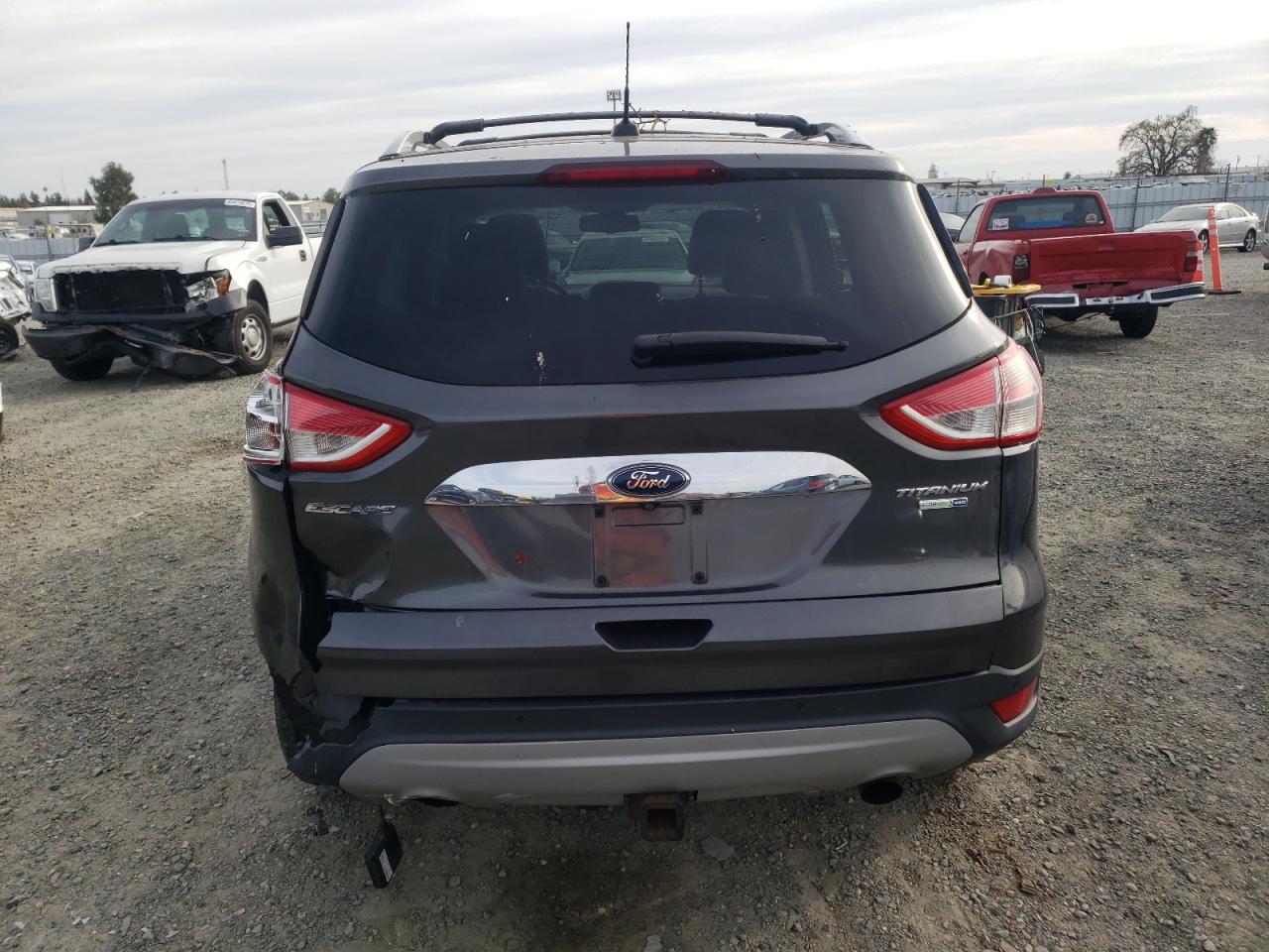 2015 Ford Escape VIN 1FMCU9J96FUB62313 Copart auction photo, side / rear end damage thumbnail 6