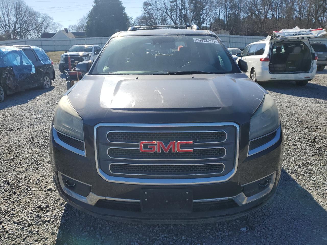 2015 GMC Acadia VIN 1GKKVRKD3FJ387780 Copart auction photo, rear end / minor dent/scratches damage thumbnail 5
