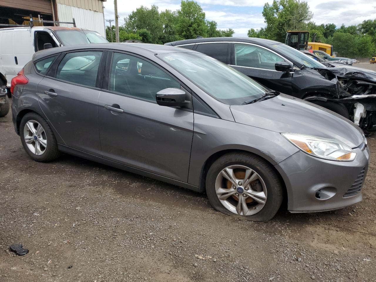 2014 Ford Focus VIN 1FADP3K24EL188708 Copart auction photo, side damage thumbnail 4