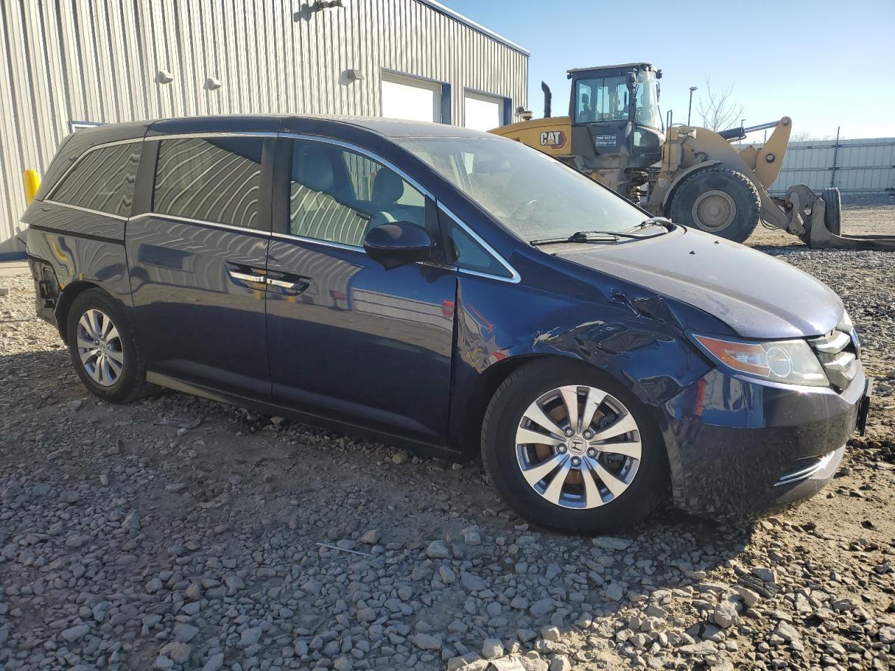 2016 Honda Odyssey VIN 5FNRL5H33GB141473 Copart auction photo, front end / rear end damage thumbnail 4