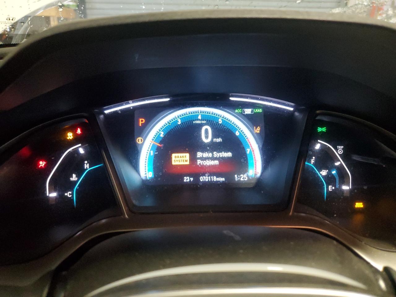 2017 Honda Civic VIN 19XFC1F97HE025929 Copart auction photo, side / rear end damage thumbnail 9