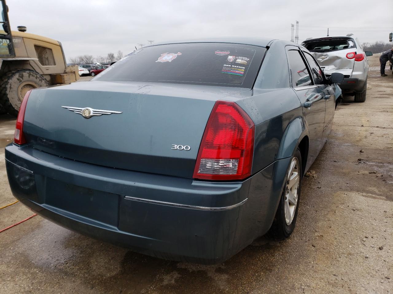 2006 Chrysler 300 VIN 2C3KA53G26H375750 Copart auction photo, front end / undercarriage damage thumbnail 3