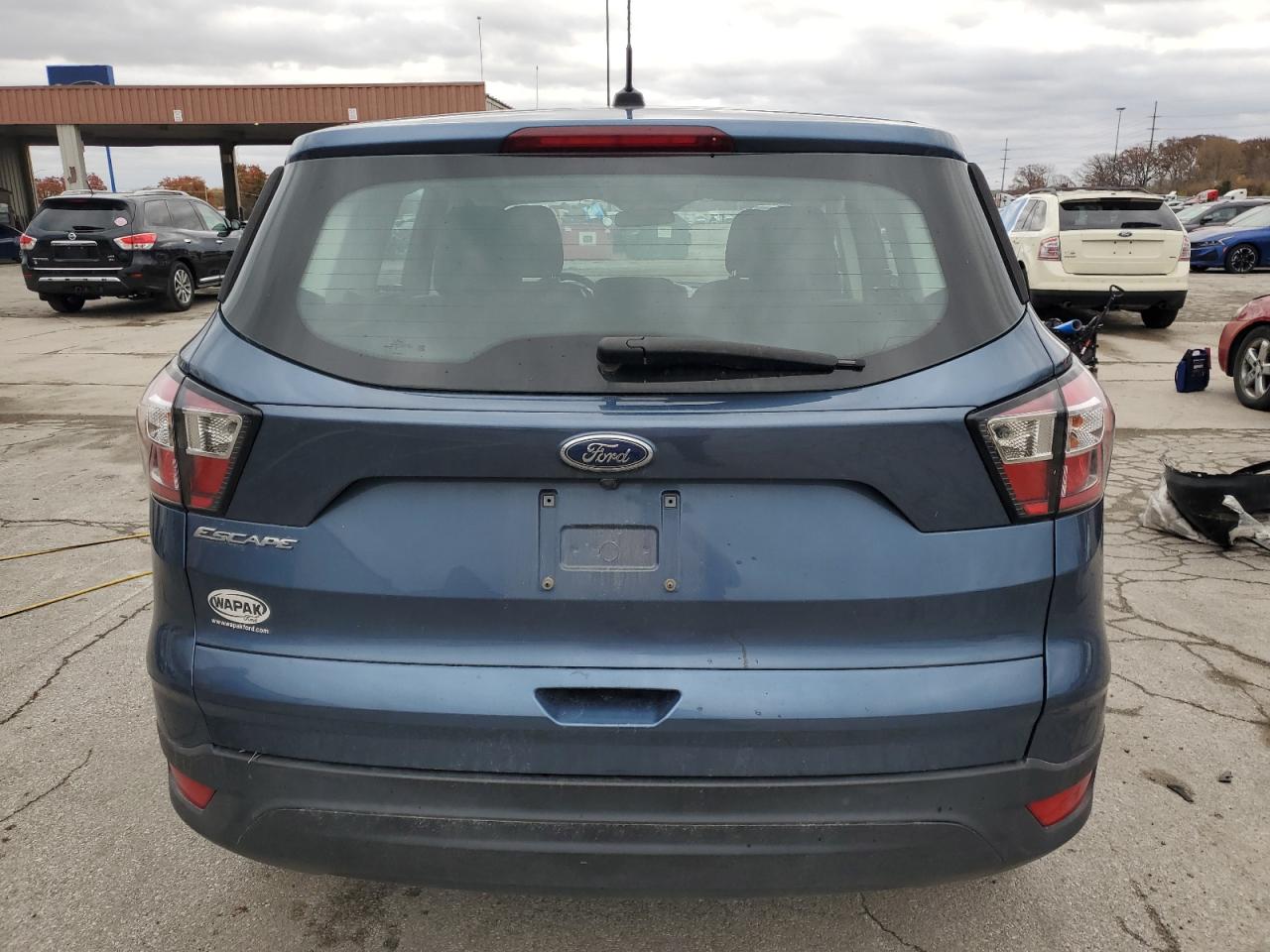 2018 Ford Escape VIN 1FMCU0F76JUB81228 Copart auction photo, front end damage thumbnail 6
