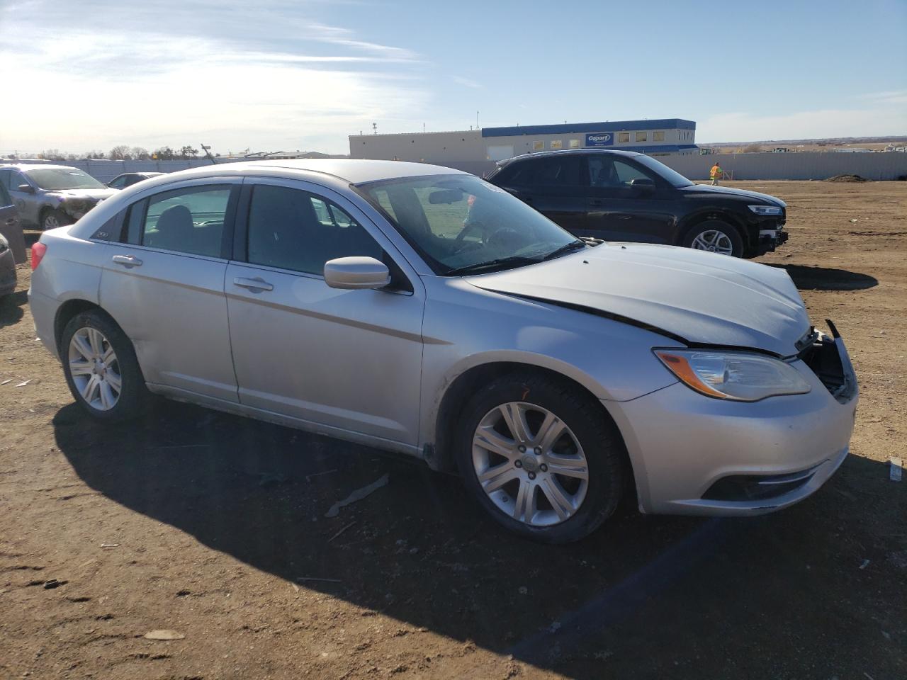 2011 Chrysler 200 VIN 1C3BC1FB5BN611456 Copart auction photo, front end / side damage thumbnail 4