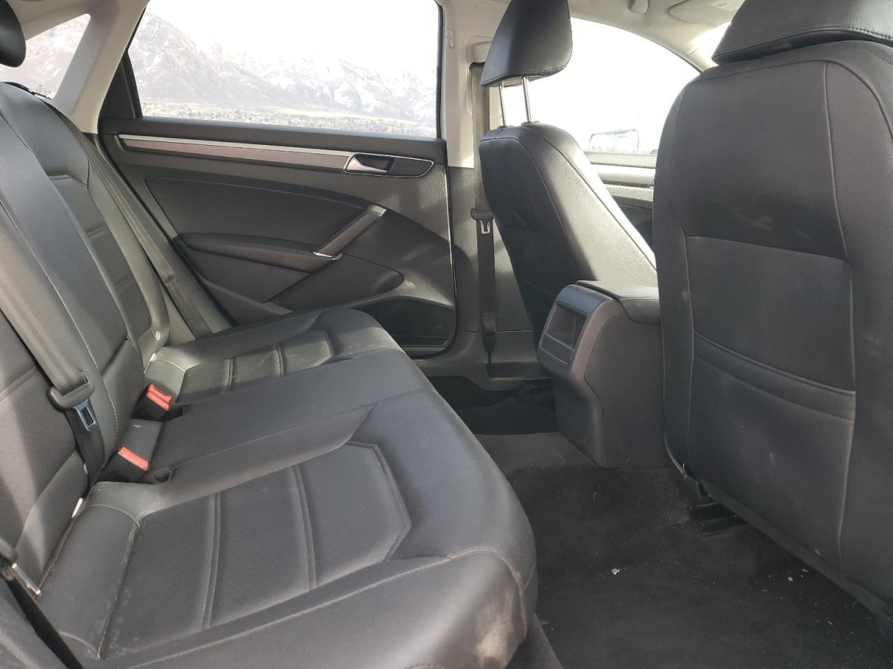 2018 Volkswagen Passat VIN 1VWAA7A38JC023154 Copart auction photo, front end damage thumbnail 10