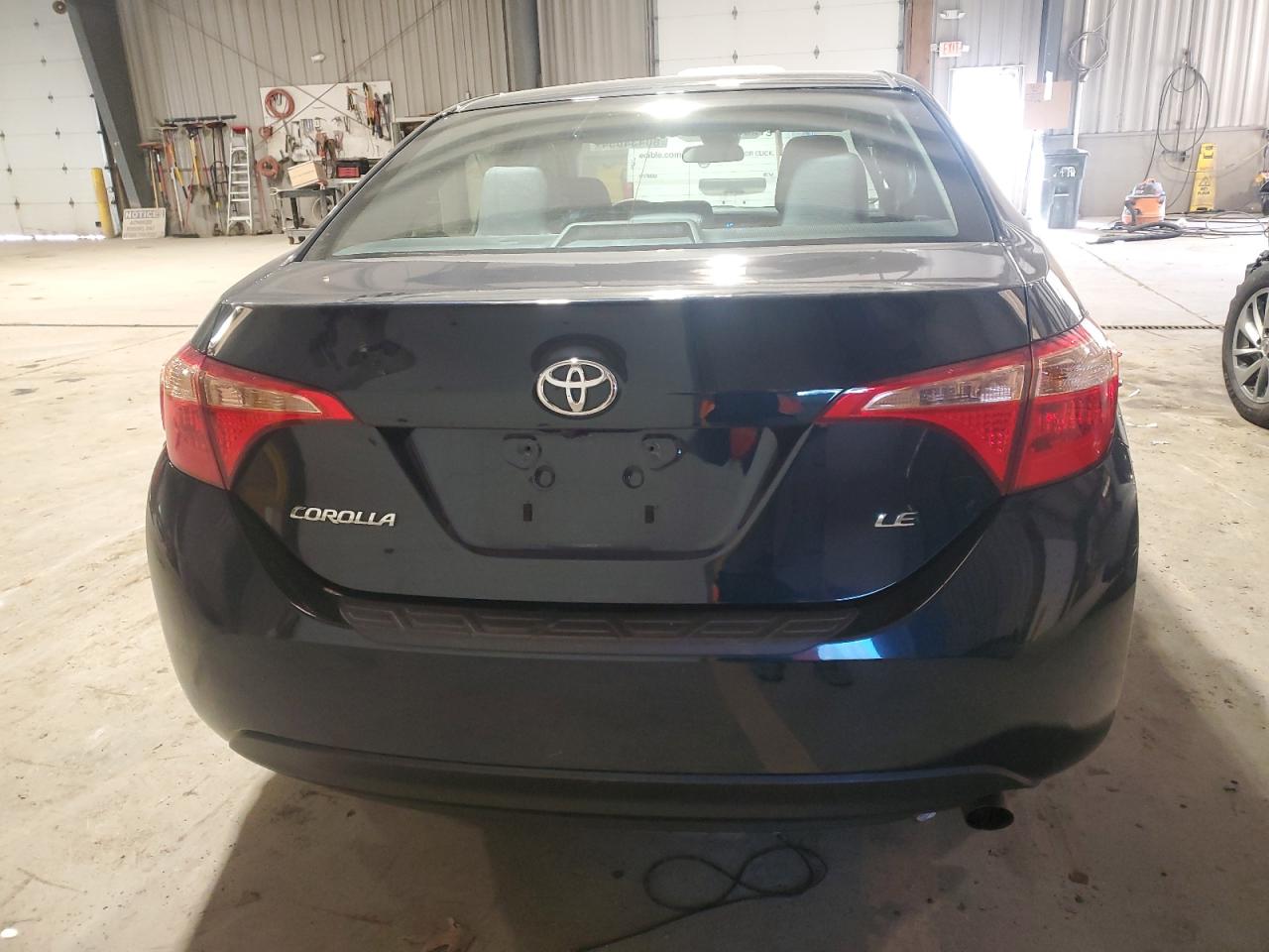 2018 Toyota Corolla VIN 2T1BURHE3JC108346 Copart auction photo, front end / side damage thumbnail 6