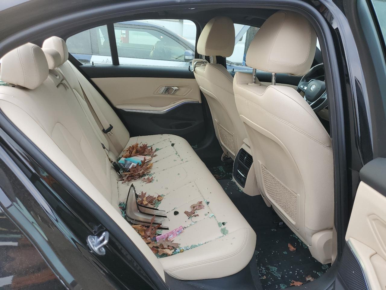 2020 BMW 3er VIN 3MW5R7J08L8B13169 Copart auction photo, biohazard/chemical / rear end damage thumbnail 10