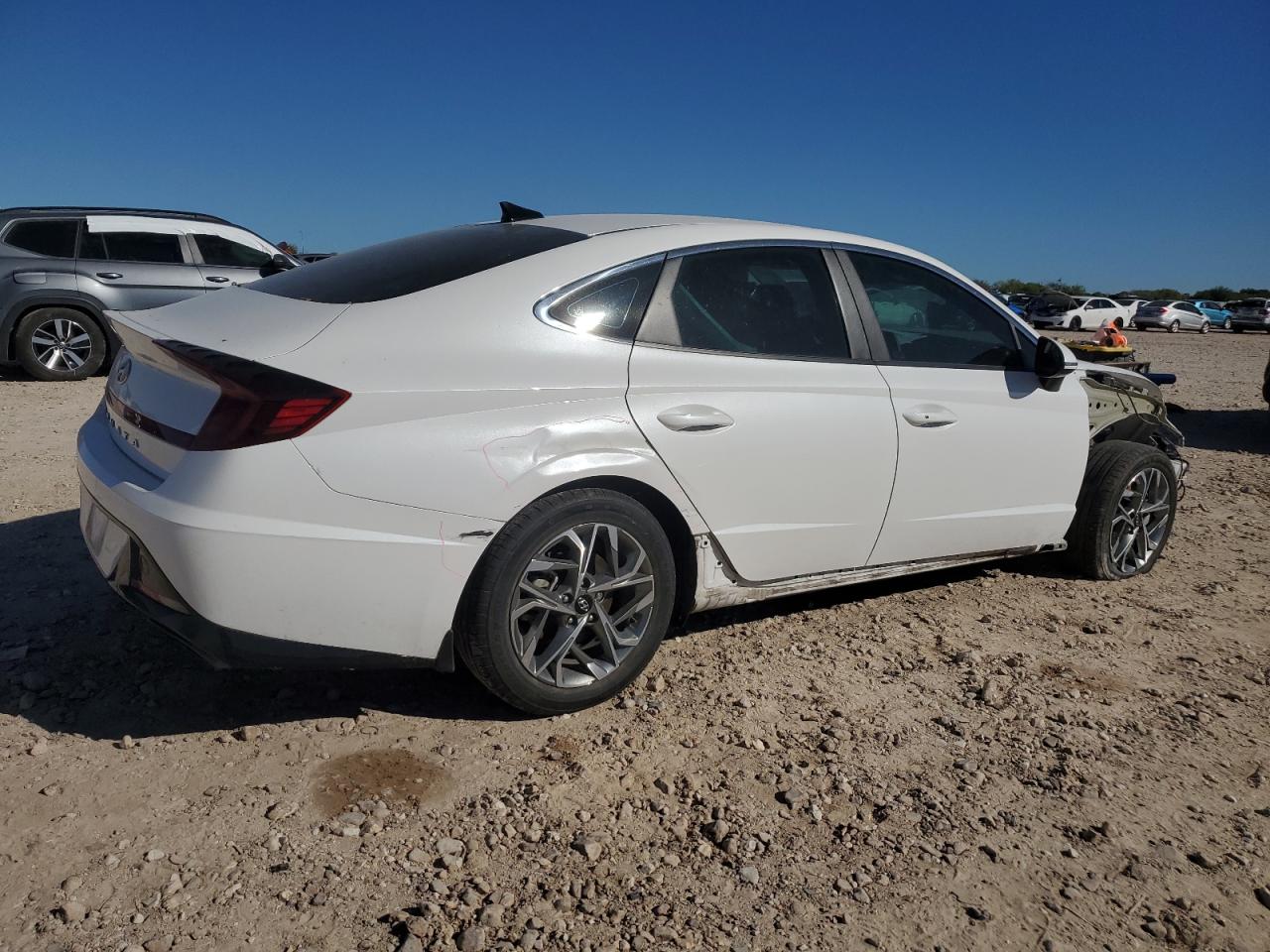 2022 Hyundai Sonata VIN KMHL64JA2NA212969 Copart auction photo, front end damage thumbnail 3