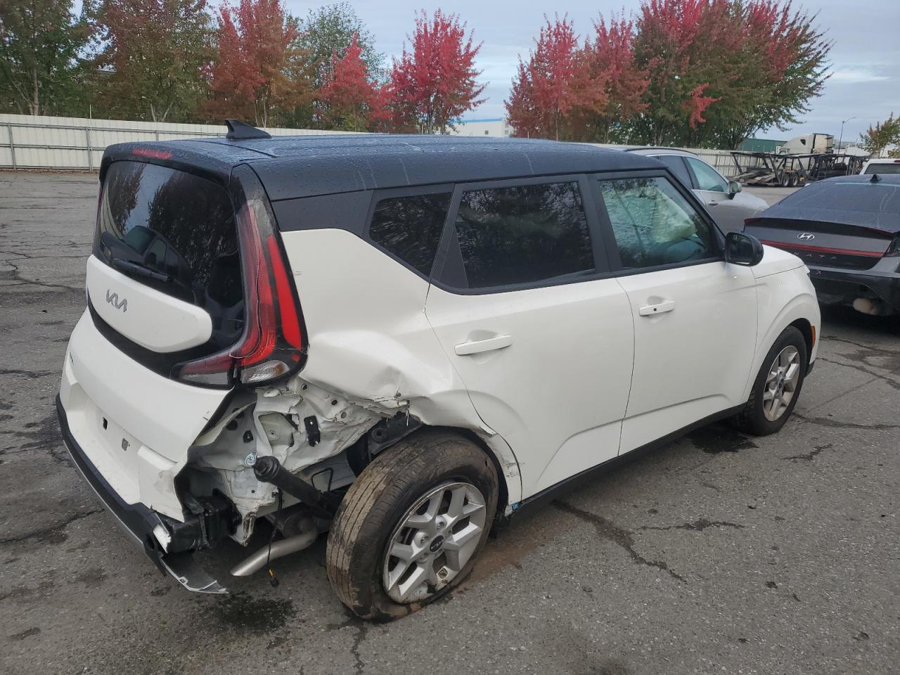 2024 KIA Soul VIN KNDJ23AU2R7232797 Copart auction photo, rear end / undercarriage damage thumbnail 3