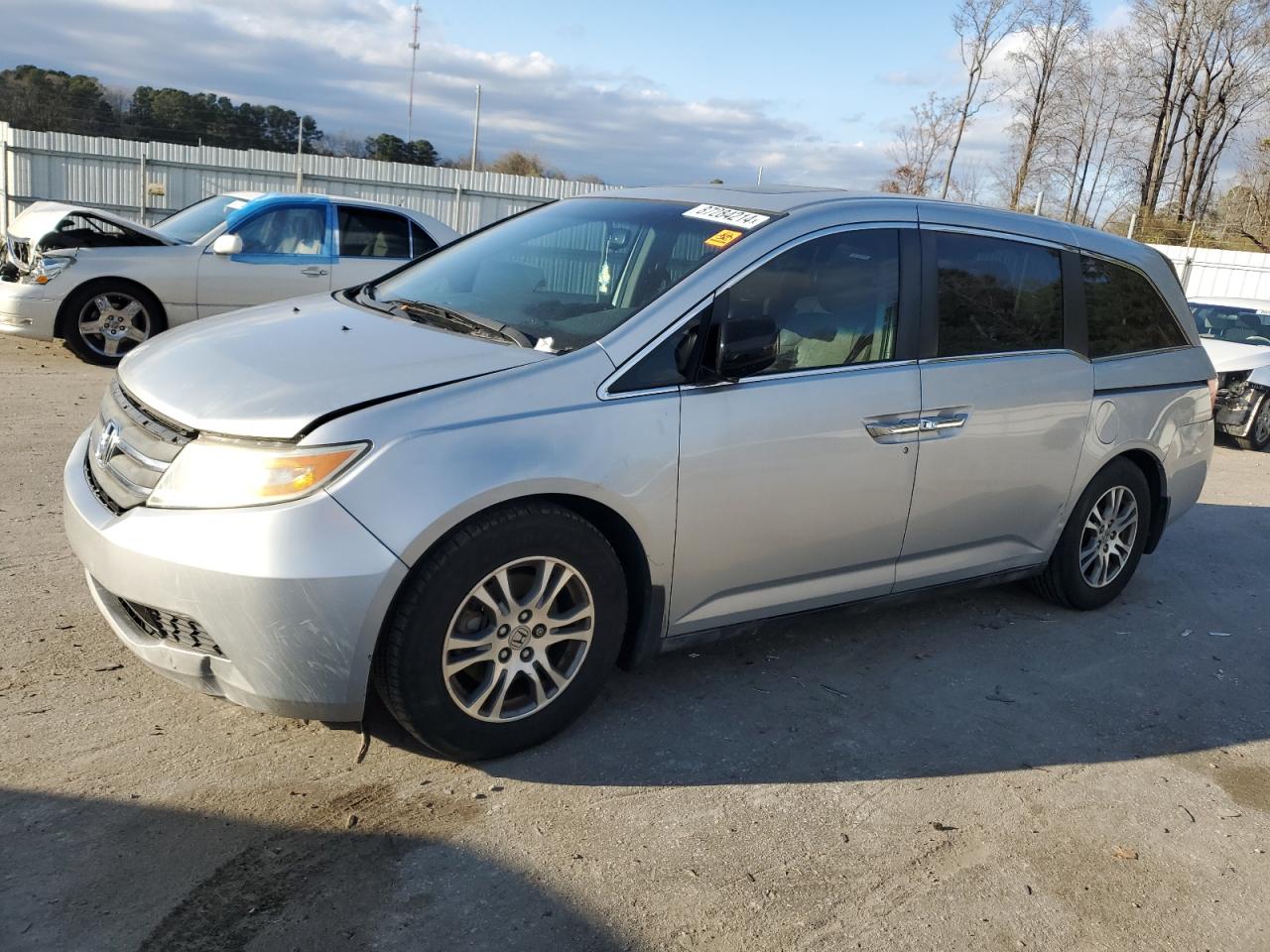 2011 Honda Odyssey VIN 5FNRL5H66BB067579