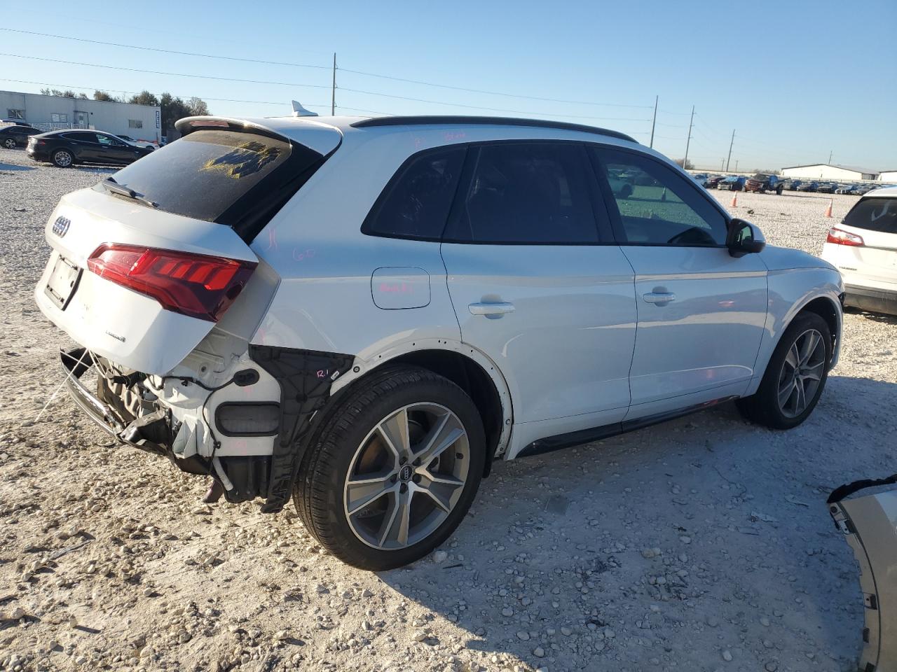 2019 Audi Q5 VIN WA1BNAFYXK2112481 Copart auction photo, front end / rear end damage thumbnail 3
