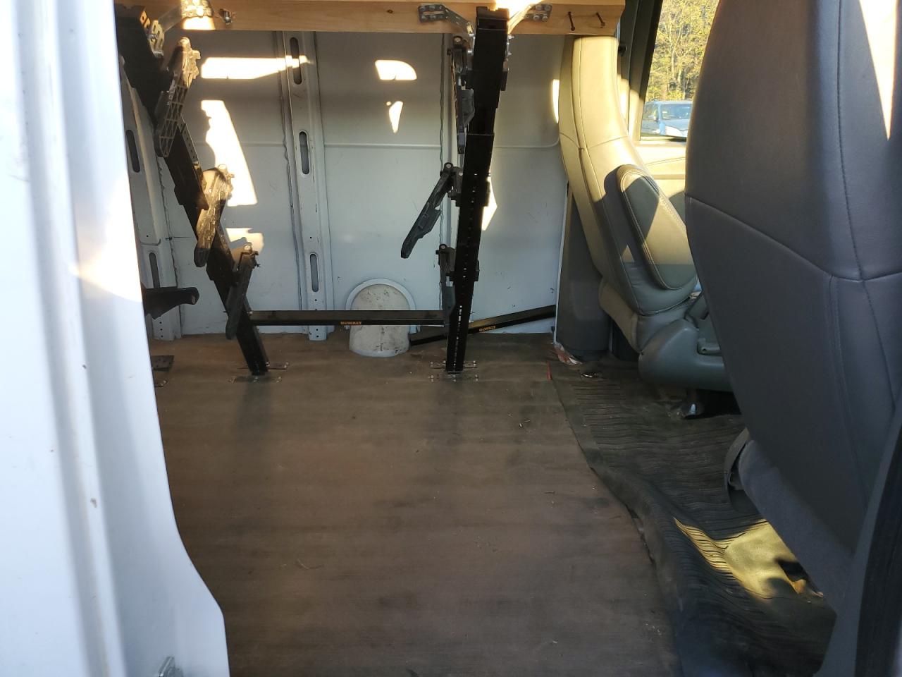 2017 Chevrolet Express VIN 1GCWGAFF2H1109072 Copart auction photo, front end / side damage thumbnail 10