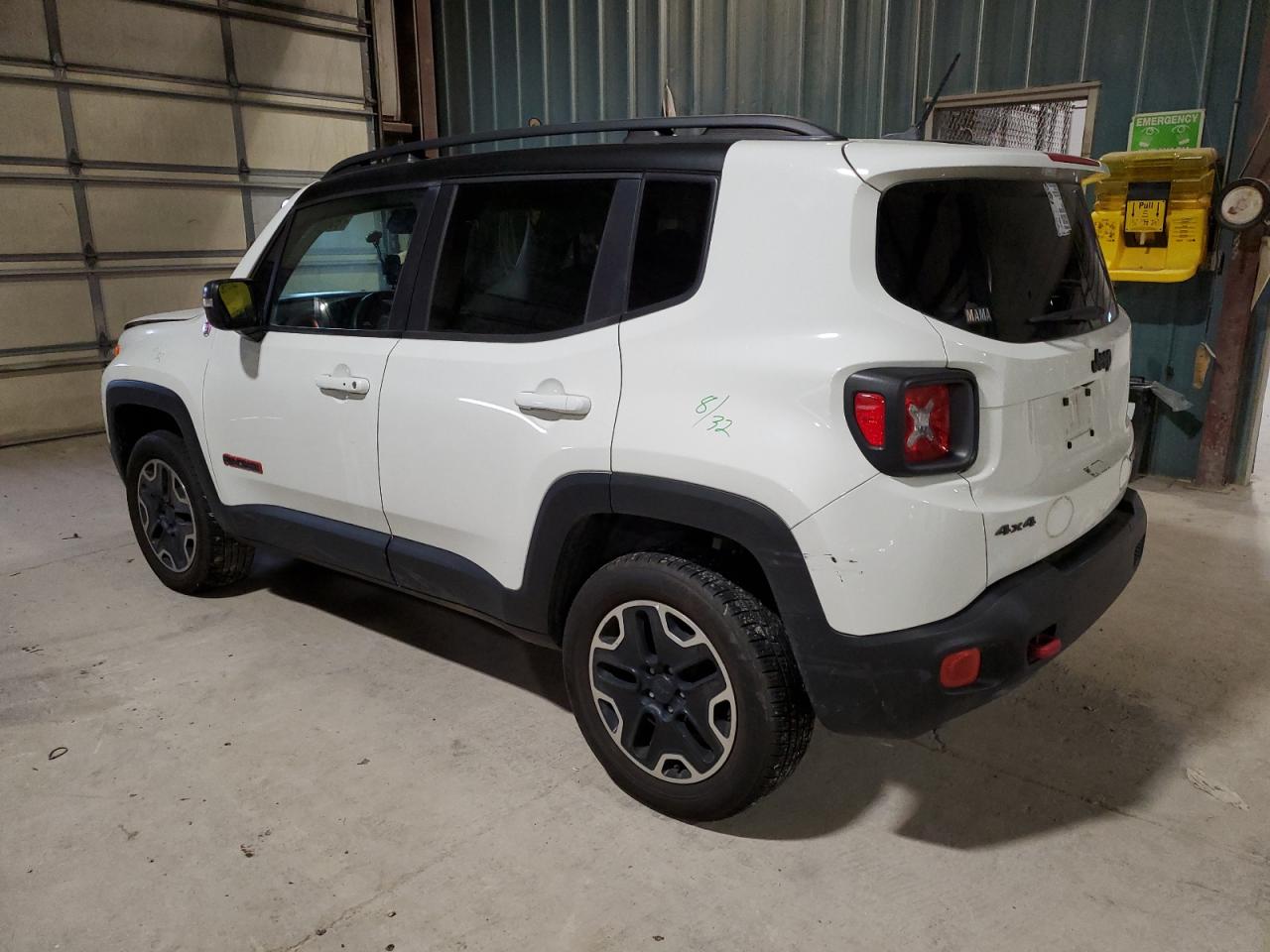 2016 Jeep Renegade VIN ZACCJBCT4GPC67433 Copart auction photo, side / mechanical damage thumbnail 2