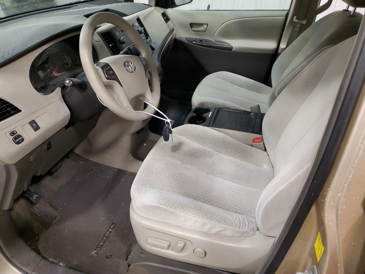 2011 Toyota Sienna VIN 5TDKK3DC1BS110743 Copart auction photo, rear end / side damage thumbnail 7