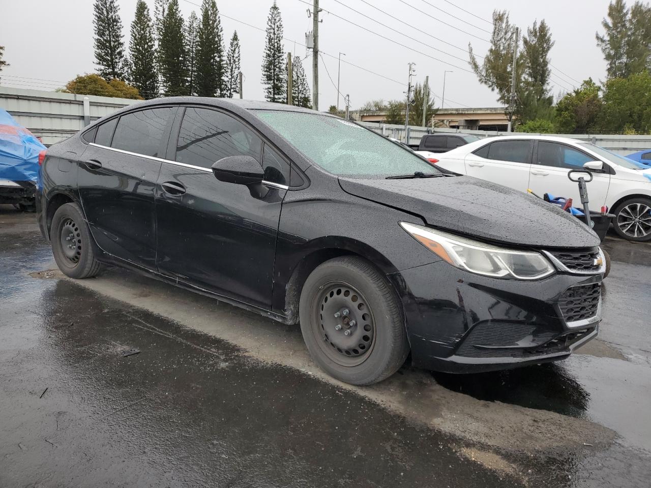 2017 Chevrolet Cruze VIN 1G1BC5SMXH7134720 Copart auction photo, front end / rear end damage thumbnail 4