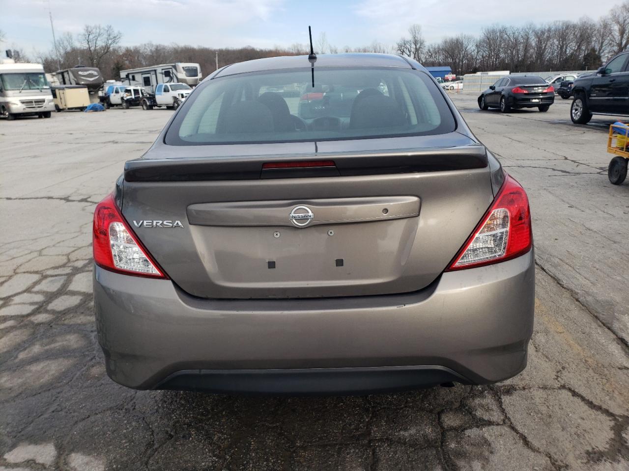 2017 Nissan Versa VIN 3N1CN7AP4HL829447 Copart auction photo, front end / hail damage thumbnail 6